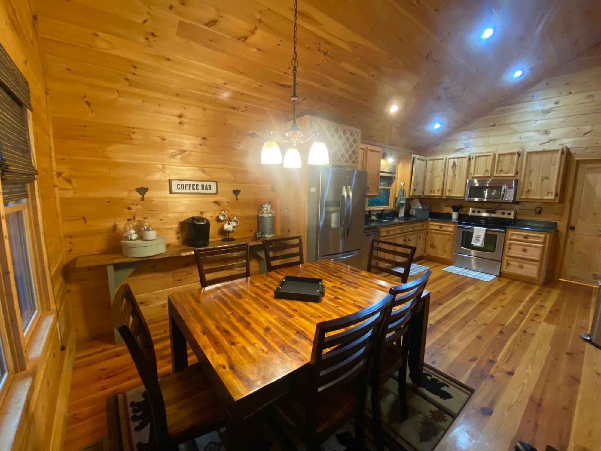Villa The Cozy Lazy Laurel With Year-Round Mountain Views, Hot Tub, Fire Pit à Cherry Log Extérieur photo